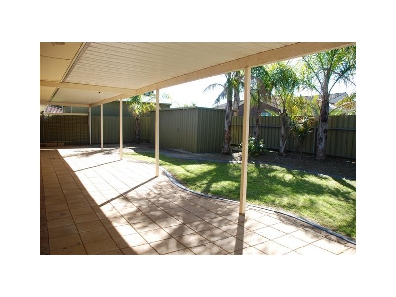 39 Byron Av, Clovelly Park SA 5042