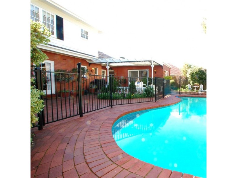 10 Doncaster Avenue, Novar Gardens SA 5040