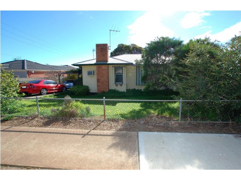 3 Brigalow Ave, Seacombe Gardens SA 5047