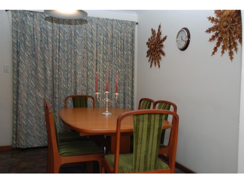 4 Sunset Court, Aberfoyle Park SA 5159