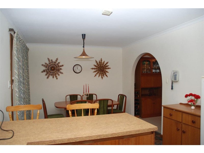 4 Sunset Court, Aberfoyle Park SA 5159