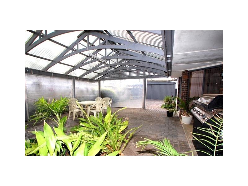 2 Federation Court, Bellevue Heights SA 5050