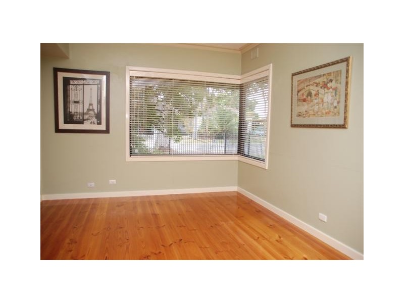 8 Elm Grove, Oaklands Park SA 5046