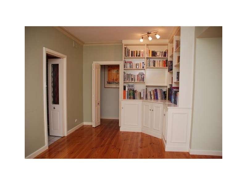 8 Elm Grove, Oaklands Park SA 5046