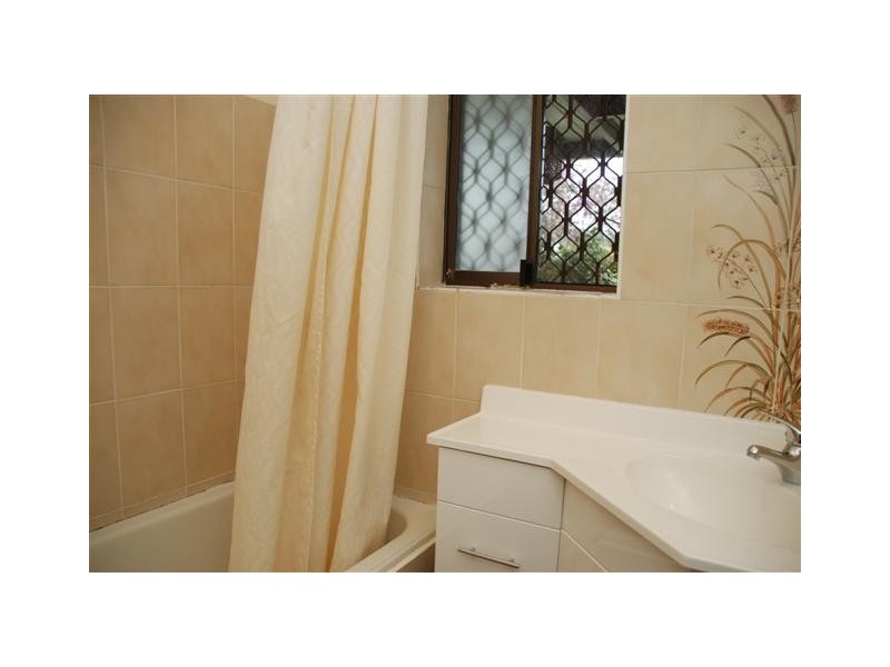 8 Elm Grove, Oaklands Park SA 5046