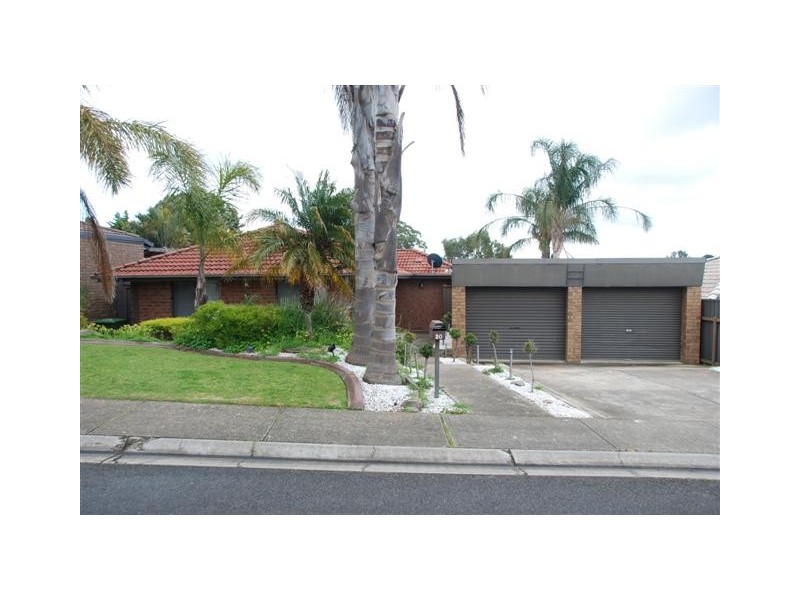 20 Jagger Cres, Woodcroft SA 5162