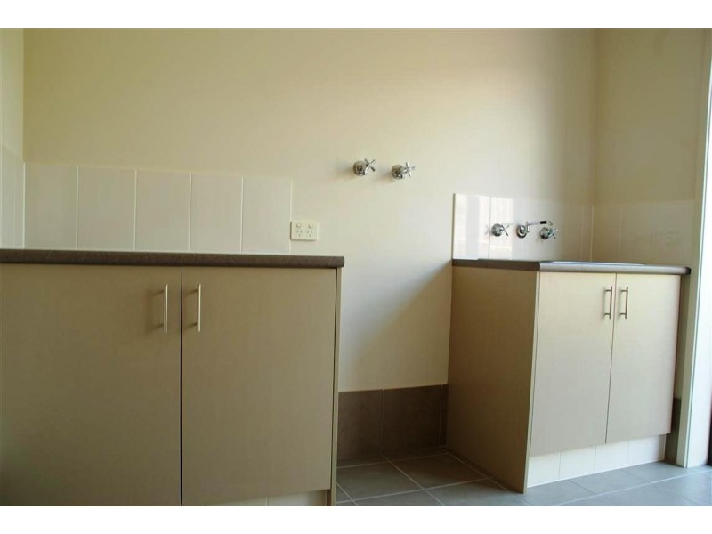 11 Esperance Boulevard, Seaford Rise SA 5169