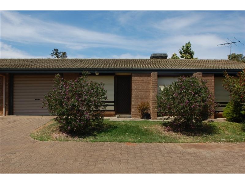 6-2a Karu Crescent, Mitchell Park SA 5043