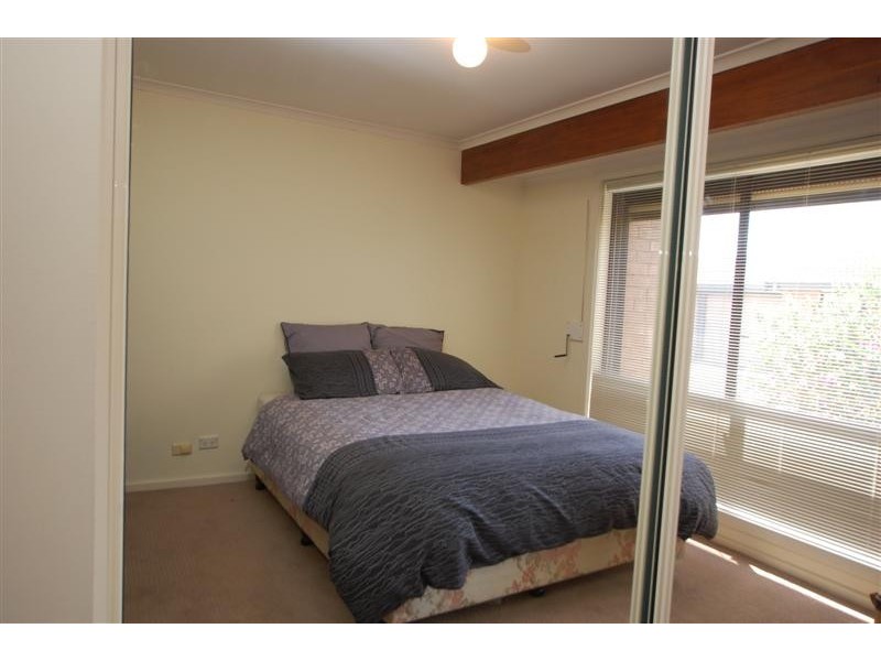 6-2a Karu Crescent, Mitchell Park SA 5043