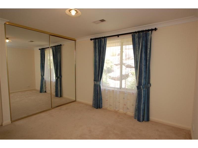 18 Sandalwood Crescent, Flagstaff Hill SA 5159