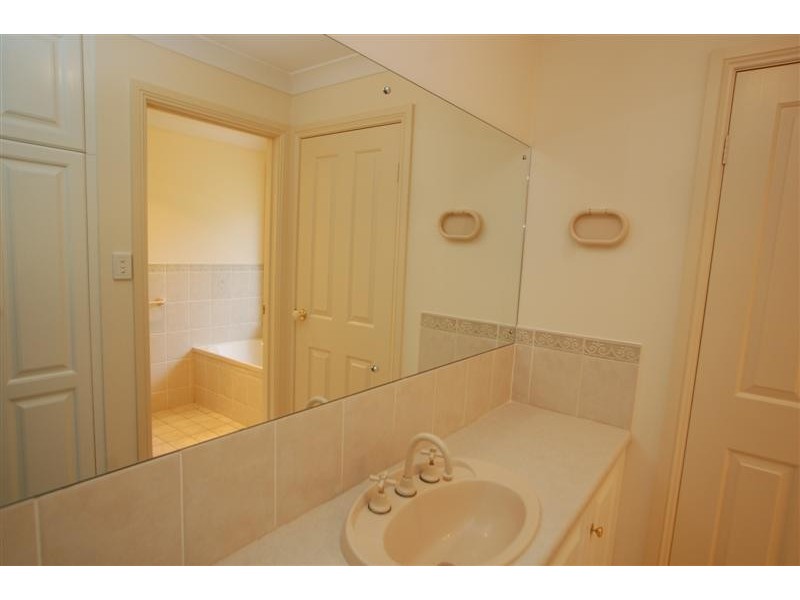 18 Sandalwood Crescent, Flagstaff Hill SA 5159