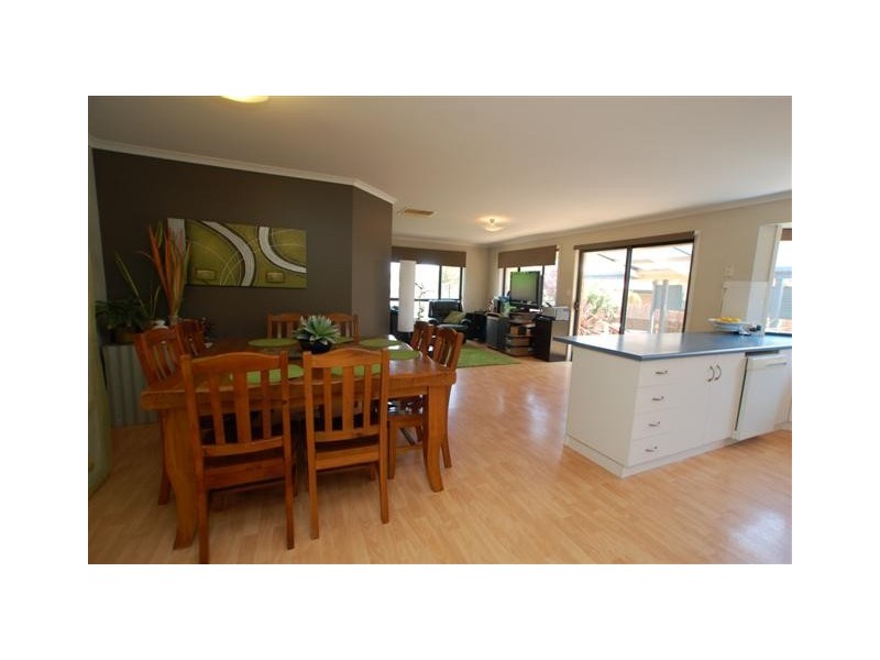 9 Melrose Court, Happy Valley SA 5159