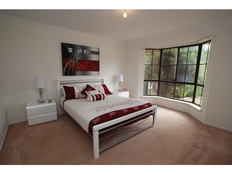 50 Sampson Cres, Old Reynella SA 5161