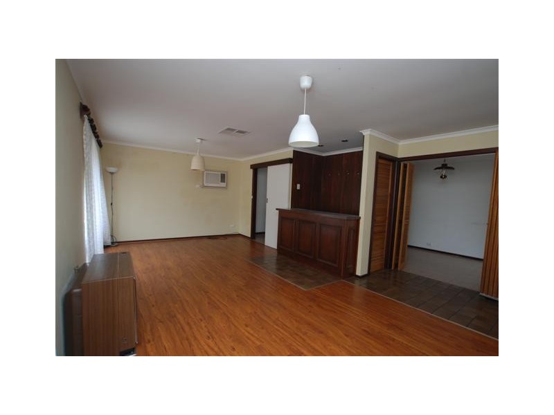 6 Montana Drive, Happy Valley SA 5159