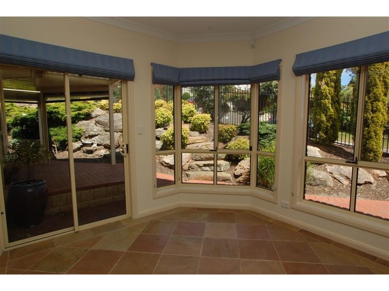 18 Sandalwood Crescent, Flagstaff Hill SA 5159