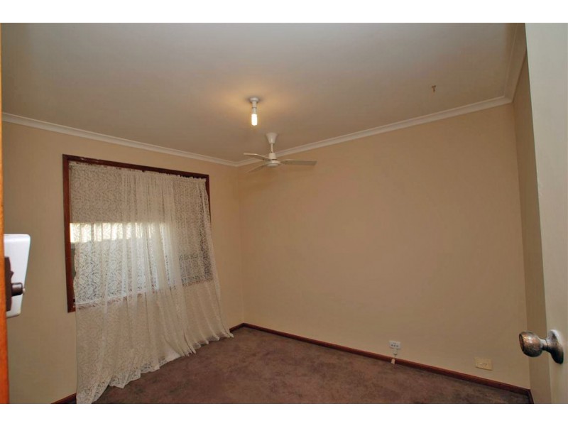 15 Maple Avenue, Aberfoyle Park SA 5159