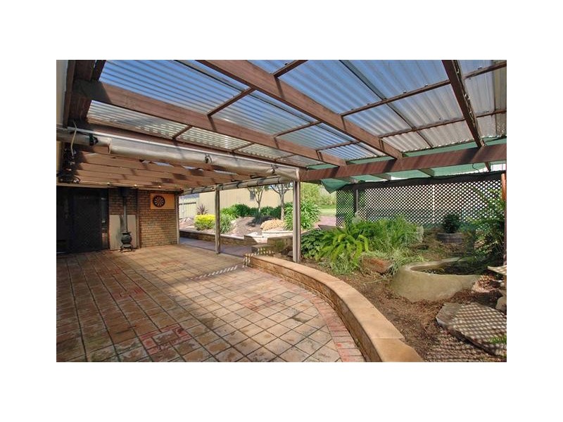 15 Maple Avenue, Aberfoyle Park SA 5159