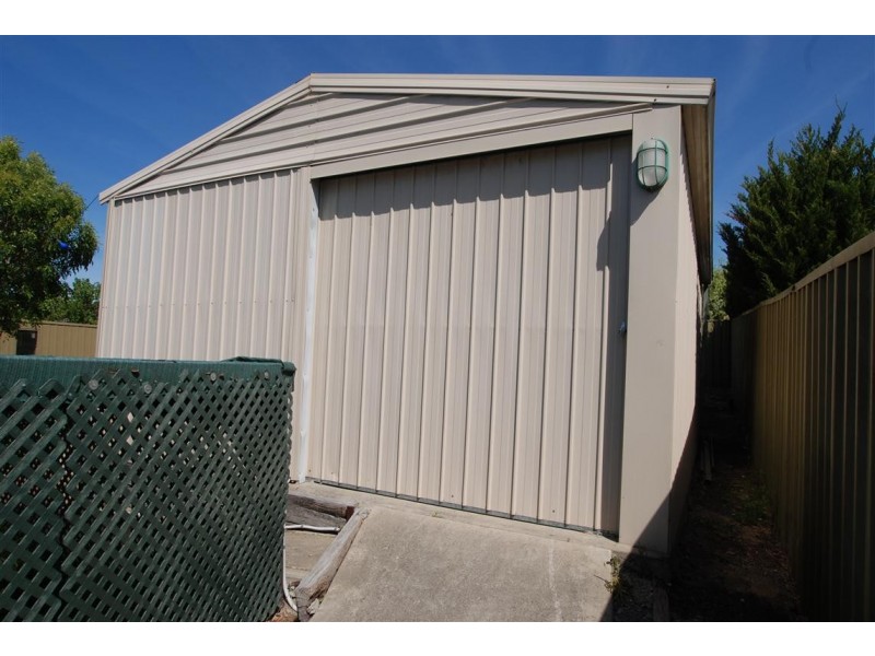15 Maple Avenue, Aberfoyle Park SA 5159
