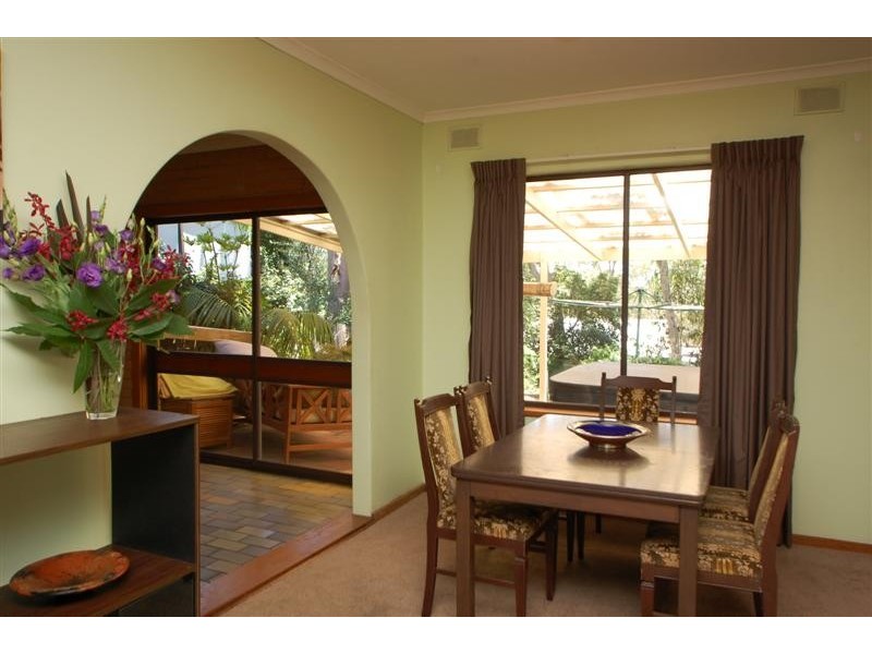 103 Black Road, Flagstaff Hill SA 5159