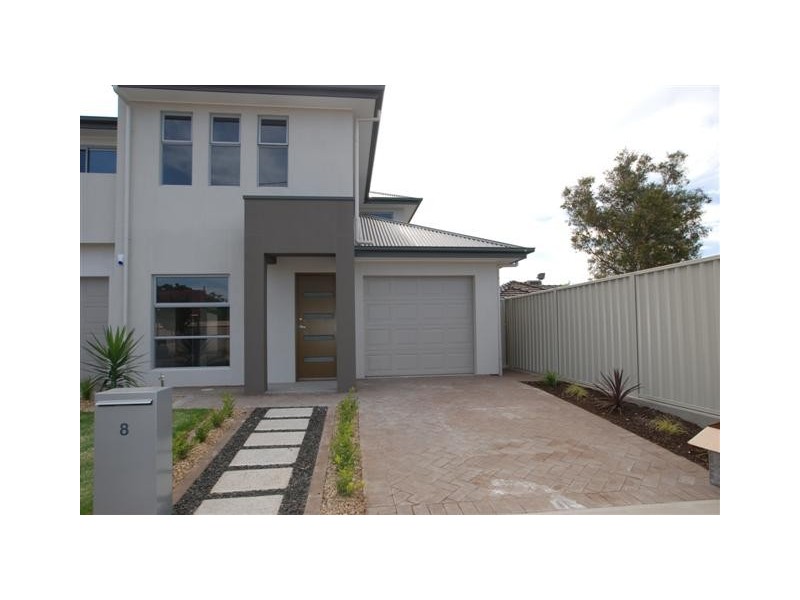 8 Lodge Street, Mitchell Park SA 5043