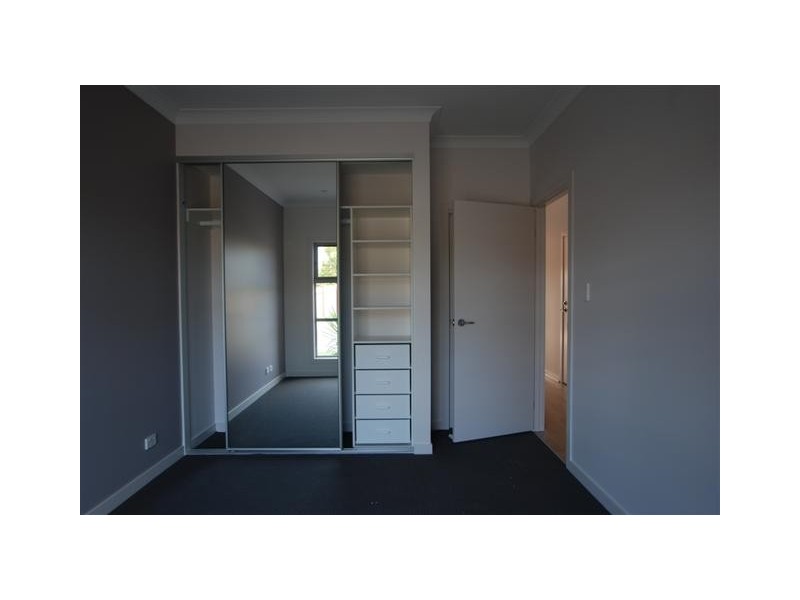 8 Lodge Street, Mitchell Park SA 5043