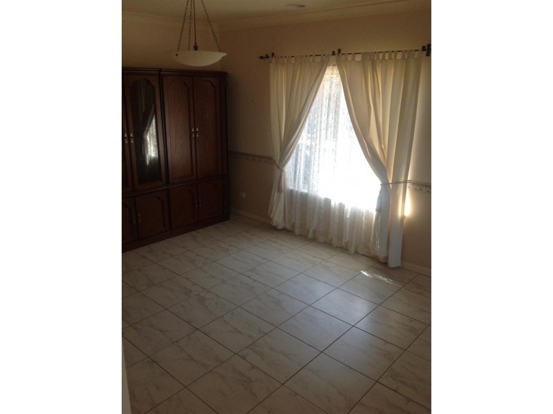 17 Margaret Cutton Grove, Aberfoyle Park SA 5159