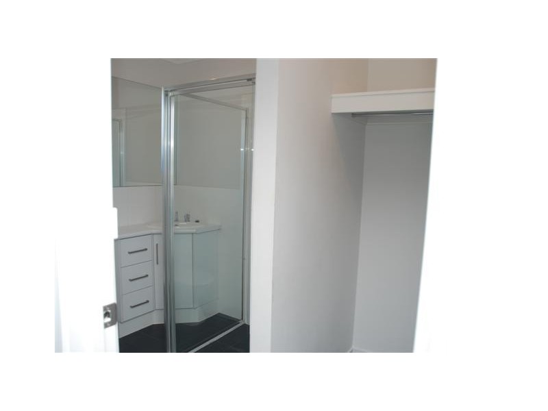 74 Hamilton Rd, Athol Park SA 5012