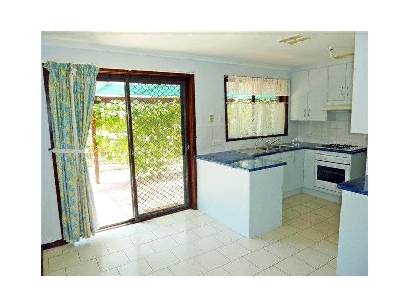 21 Tennessee Drive, Happy Valley SA 5159