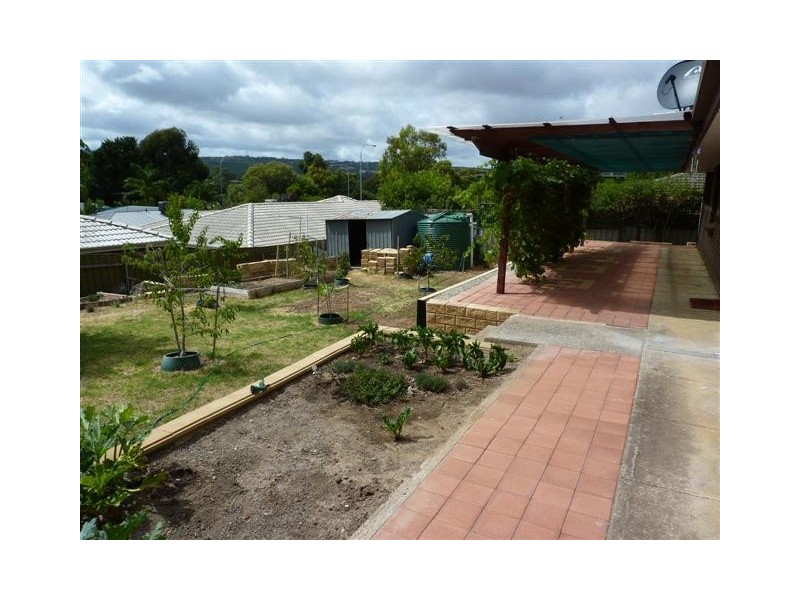 21 Tennessee Drive, Happy Valley SA 5159