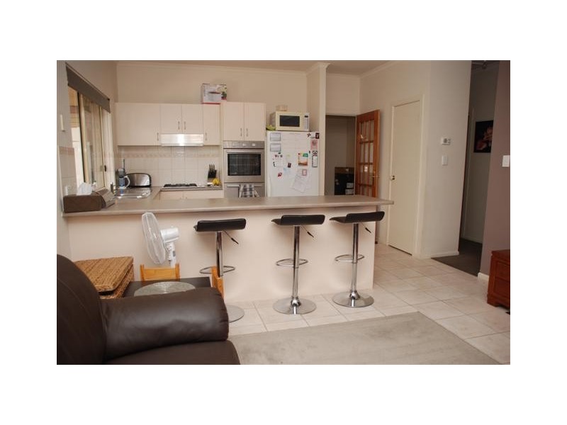 15 Hereford Lane, Woodcroft SA 5162