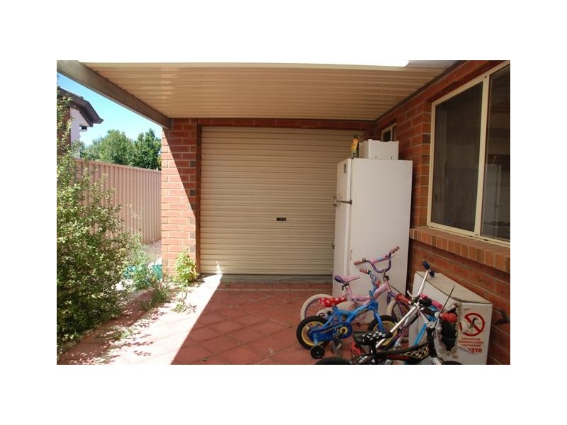 15 Hereford Lane, Woodcroft SA 5162
