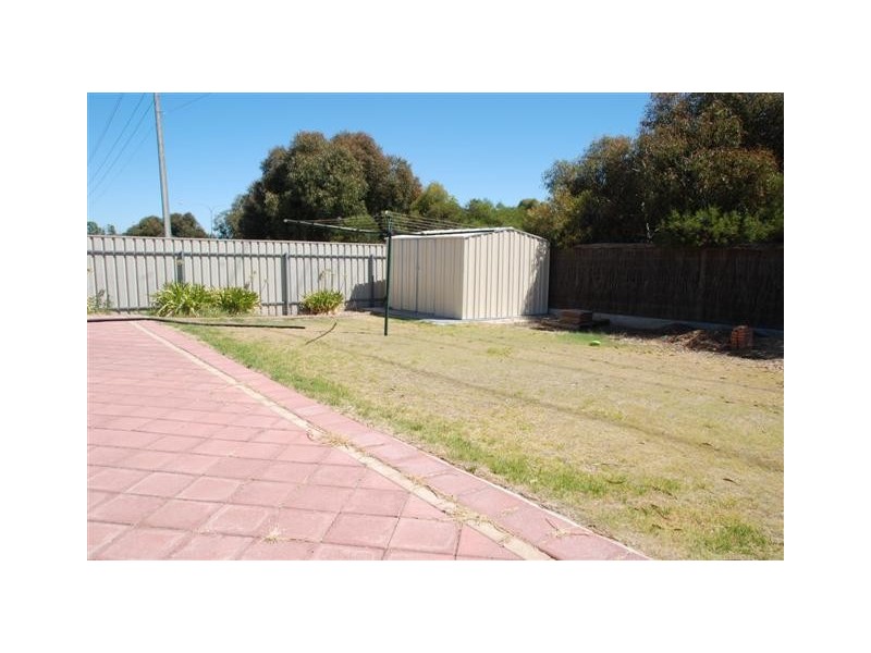 15 Hereford Lane, Woodcroft SA 5162