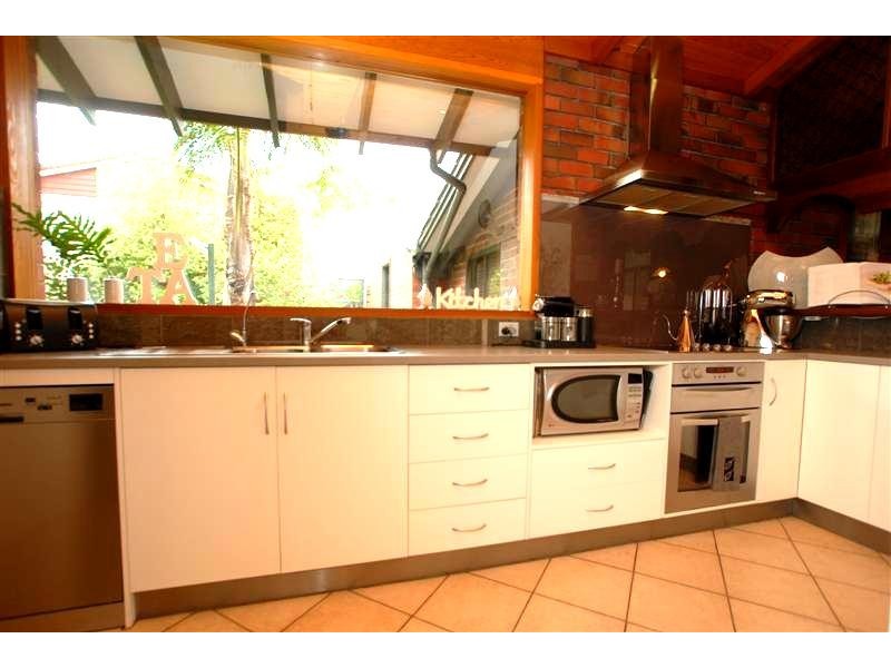 4 Birman Cres, Flagstaff Hill SA 5159