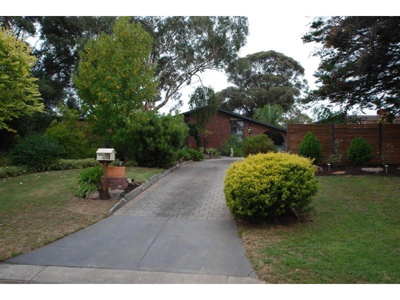 4 Birman Cres, Flagstaff Hill SA 5159