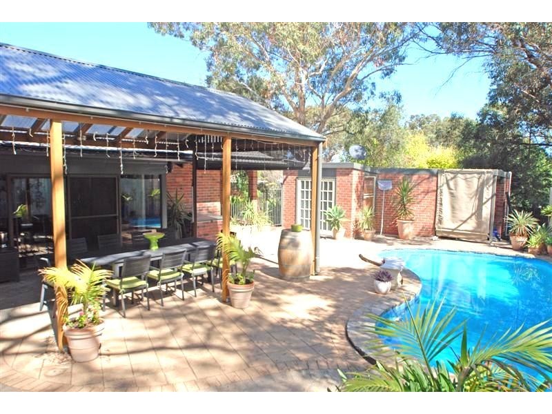 4 Birman Cres, Flagstaff Hill SA 5159