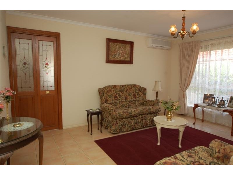 11 Peterson Ave, Mitchell Park SA 5043