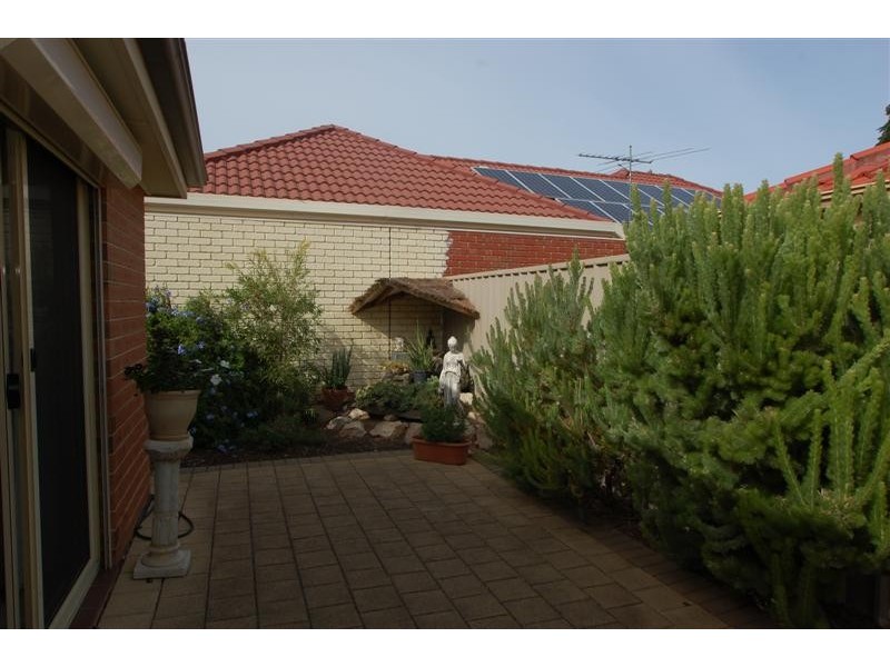 11 Peterson Ave, Mitchell Park SA 5043