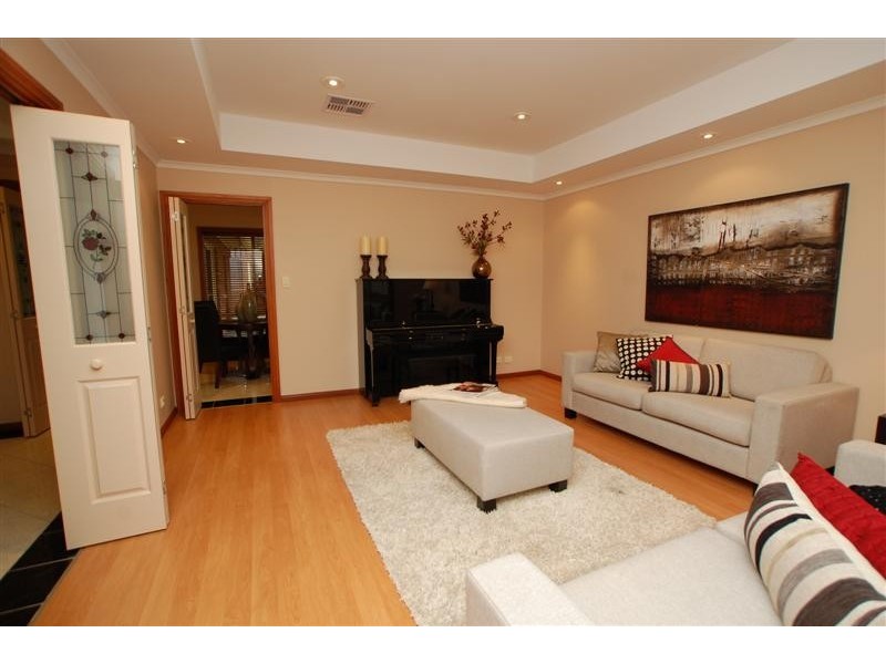 10 Ashridge Court, Aberfoyle Park SA 5159