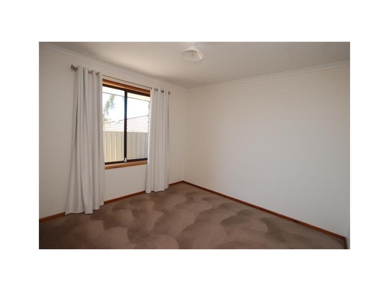 7 Anita Court, Woodcroft SA 5162