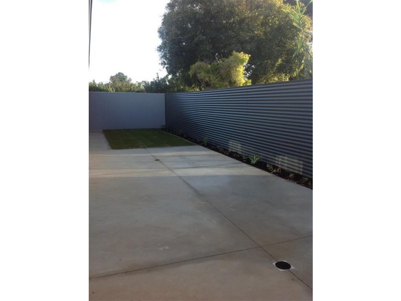 16A Montrose Avenue, Seaton SA 5023