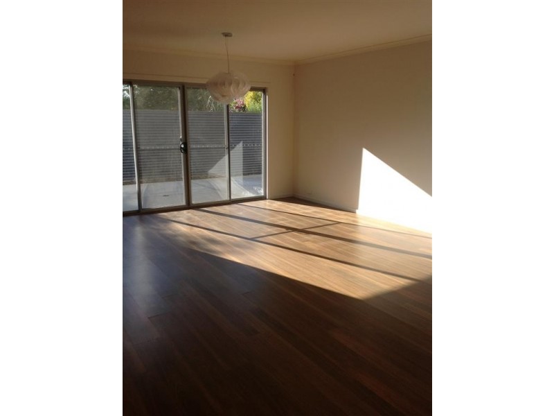 16A Montrose Avenue, Seaton SA 5023