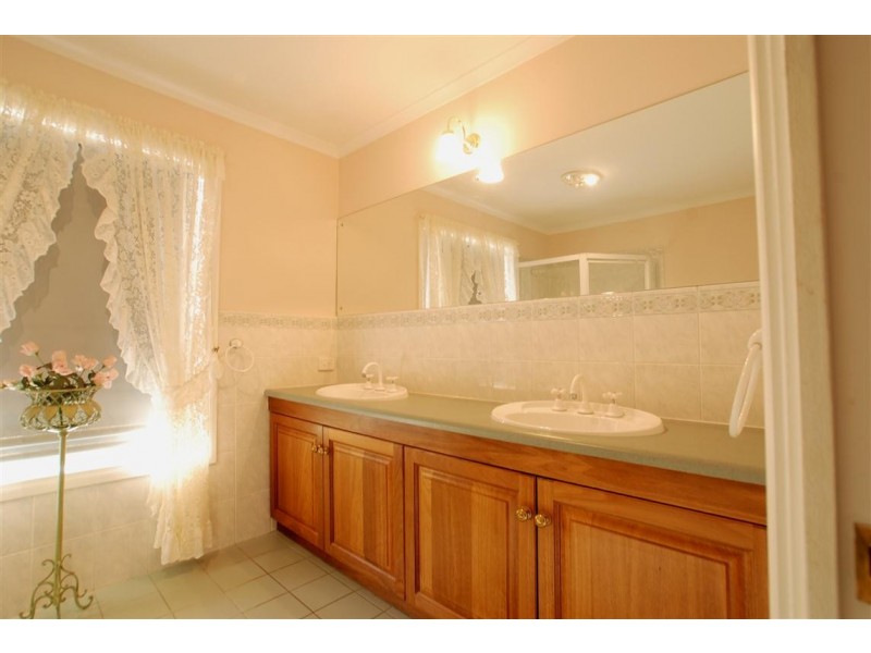 46 Ironbark Avenue, Flagstaff Hill SA 5159