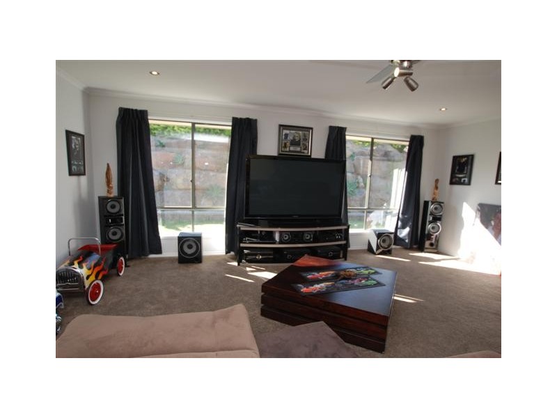 121 George Francis Drive, Mount Compass SA 5210