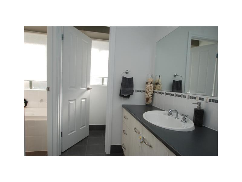 121 George Francis Drive, Mount Compass SA 5210