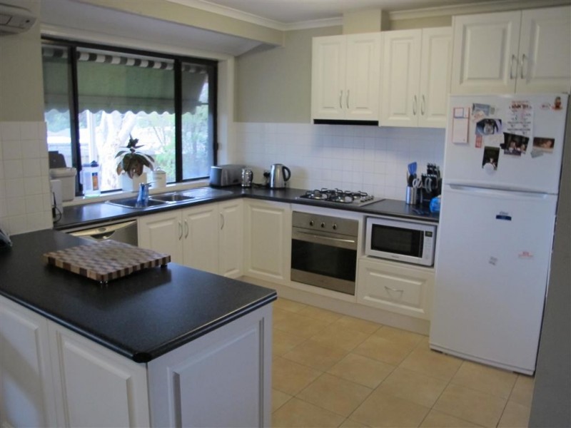 6 Curlew Court, Happy Valley SA 5159