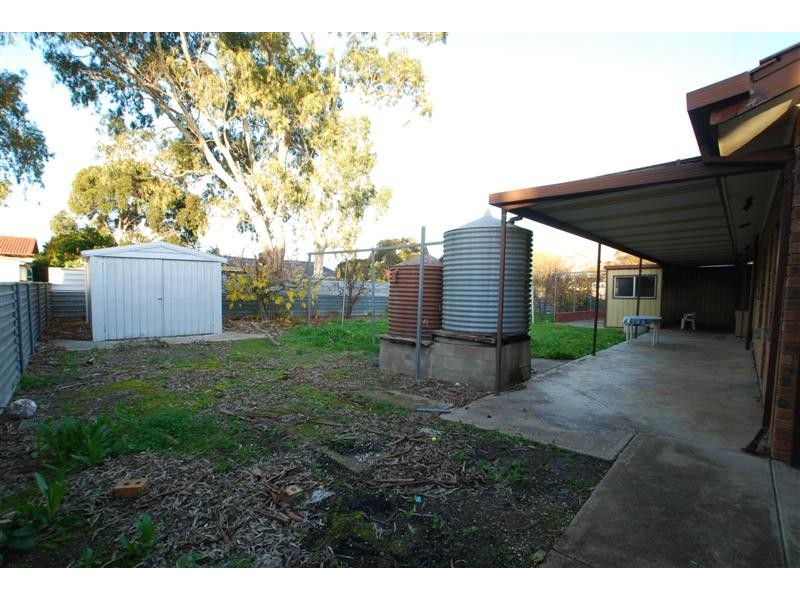 81 Warri Parri Drive, Flagstaff Hill SA 5159