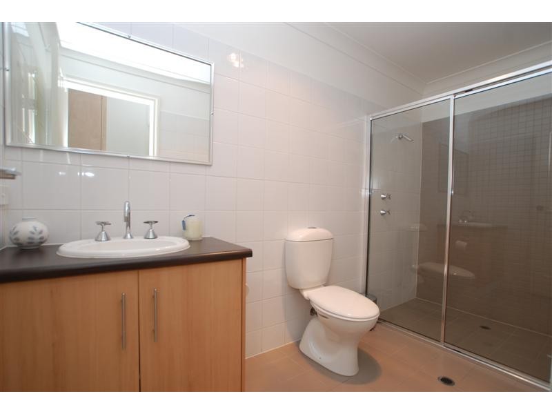 2 Leak Avenue, Glenelg North SA 5045