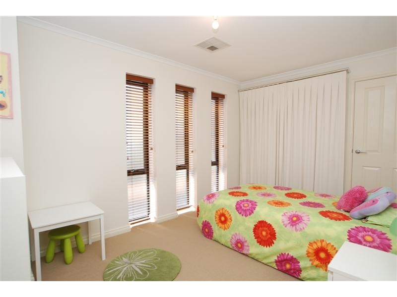 2 Leak Avenue, Glenelg North SA 5045