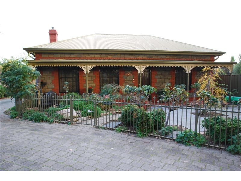 1/9 Aroha Terrace, Black Forest SA 5035