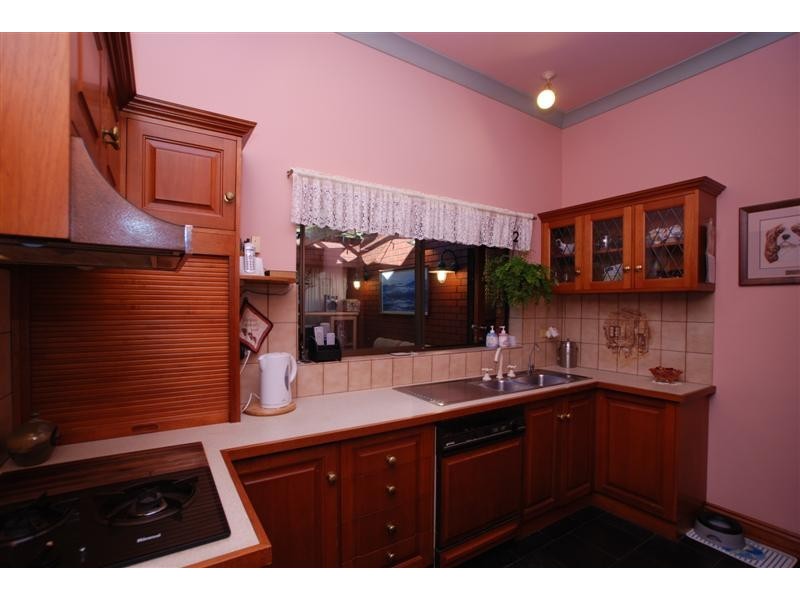 1/9 Aroha Terrace, Black Forest SA 5035